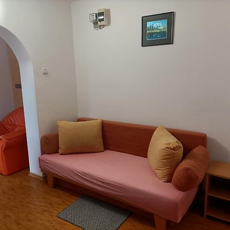 Apartament S&F Деж Екстер'єр фото